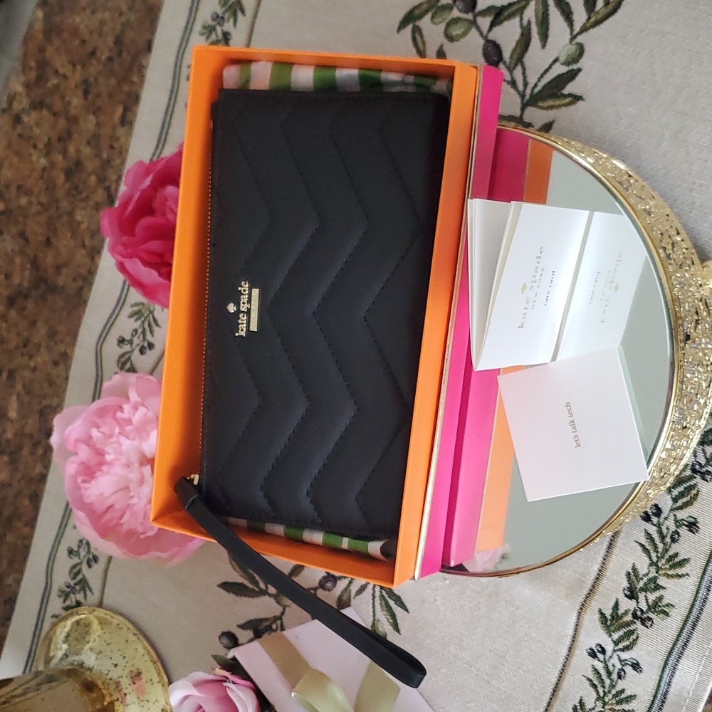 Kate Spade New York  Wallet